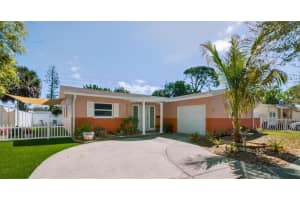 5723 1st St Ne, ST PETERSBURG