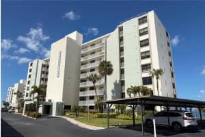 300 Woodette Dr #504b, DUNEDIN