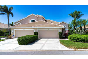9448 Forest Hills Cir, SARASOTA