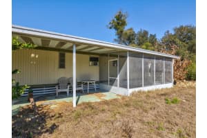 4512 Lane Rd, ZEPHYRHILLS