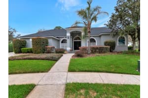 5201 Silverado Way, VALRICO