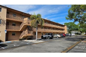 4600 98th Way N #210, ST PETERSBURG