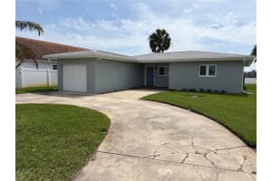 17045 Dolphin Dr, NORTH REDINGTON BEACH