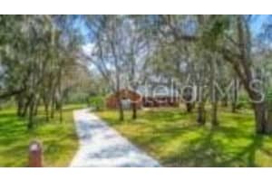 4610 Clarksdale Ln, BRANDON