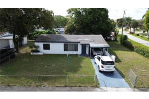 3750 Nw 4th Ct, LAUDERHILL