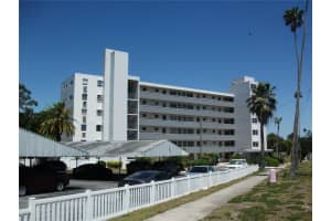 200 N Betty Ln #5f, CLEARWATER