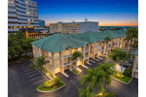 1203 Bay Club Cir #1203, TAMPA