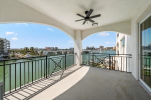 211 Dolphin Pt #302, CLEARWATER