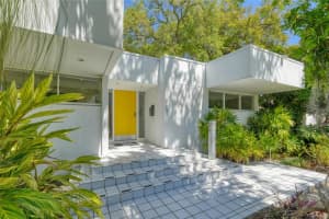 4223 W Cleveland St, TAMPA