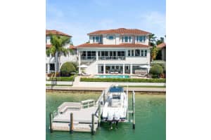 19 Bayfront Ct S, ST PETERSBURG