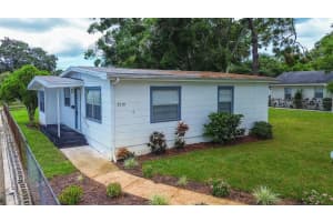 2518 40th Ave N, ST PETERSBURG