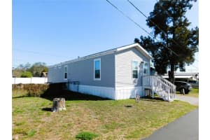 39143 Hillcrest Dr, ZEPHYRHILLS