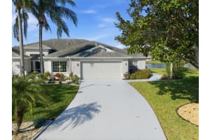 704 Tilbury Ct #704, SUN CITY CENTER