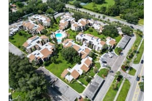 2211 Belleair Rd #d3, CLEARWATER