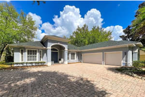 609 Vintage Way, BRANDON