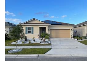 360 Buchannan Dr, DAVENPORT