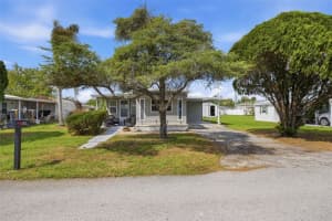 4833 Royal Palm Dr, ZEPHYRHILLS