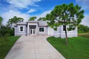 9555 Hallendale Dr, PORT CHARLOTTE 9555 Hallendale Dr, PORT CHARLOTTE