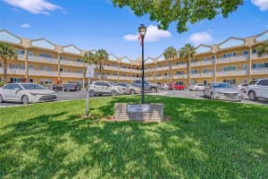2466 Ecuadorian Way #20, CLEARWATER