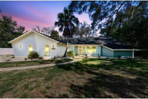 7995 Chaucer Dr, WEEKI WACHEE 7995 Chaucer Dr, WEEKI WACHEE