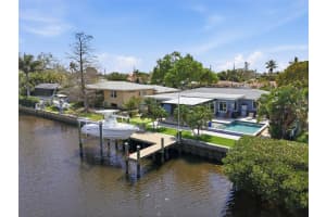 9571 Sun Isle Dr Ne, ST PETERSBURG