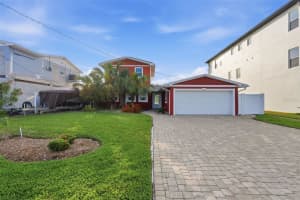 532 Crystal Dr, MADEIRA BEACH