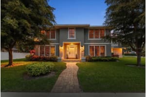 1205 Palm View Ave, BELLEAIR