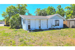 703 13th Ave Nw, LARGO