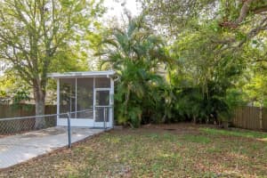 2826 W Shelton Ave, TAMPA