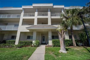 2210 Utopian Dr E #203, CLEARWATER