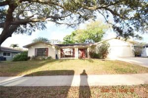 2562 Redwood Way, CLEARWATER