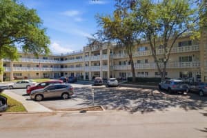 2285 Israeli Dr #45, CLEARWATER