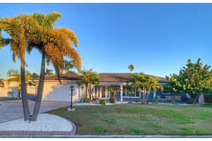 6317 Wisteria Lane, APOLLO BEACH
