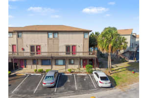 6321 Newtown Cir #21b8, TAMPA