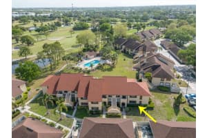 8101 Bardmoor Pl #104h, SEMINOLE