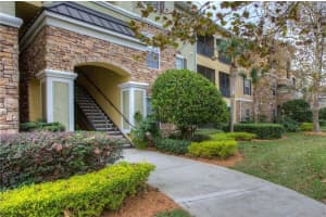 2406 Courtney Meadows Ct #302, TAMPA