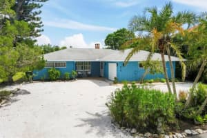 616 Lyons Ln, LONGBOAT KEY