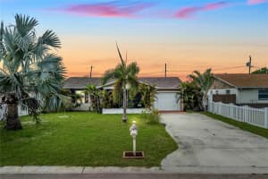 8318 76th Ave, SEMINOLE