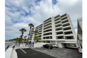 5700 Mariner St #304, TAMPA