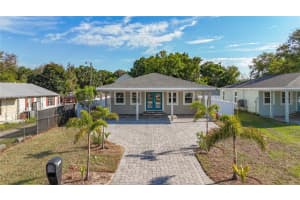 321 21st St W, PALMETTO