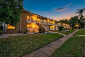 5940 21st St N #11, ST PETERSBURG