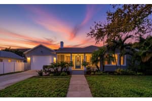 3218 7th St N, ST PETERSBURG