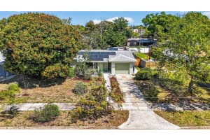 6019 8th Ave N, ST PETERSBURG