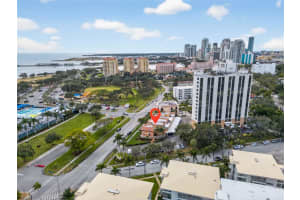 922 N Shore Dr Ne, ST PETERSBURG