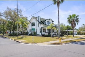 1777 Bayshore Blvd, DUNEDIN