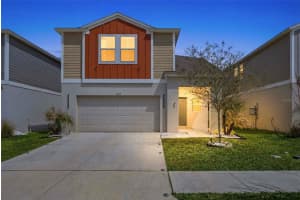 7512 Wallflower Trl, WESLEY CHAPEL