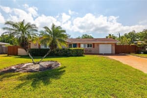1365 Windsor Dr, CLEARWATER