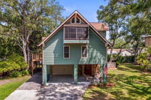 12869 Poinsettia Ave, SEMINOLE