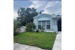 2317 W Bristol Ave, TAMPA