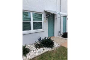 5257 81st Ln N #6, ST PETERSBURG